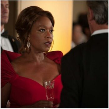 Madam President looking stunning in Erica Courtney's Goddess Earrings in last night's episode of State of Affairs﻿